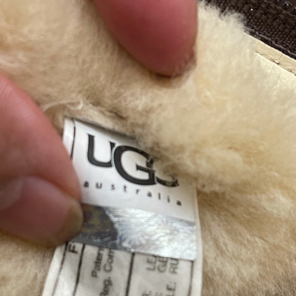 UGG Australia 5683 brown boots size 7 - Picture 12 of 13